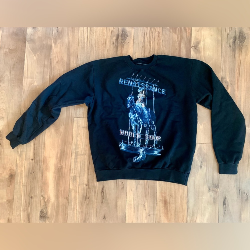 Beyonce Billboard Renaissance World Tour Sweatshirt Partnership w/ Amazon Music